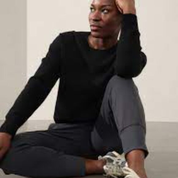 NWT! Athleta Alpine Crewneck Cashmere Wool Sweater in Black - Picture 2 of 11